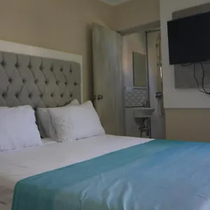 https://hotel-islander-bonaire-kaya-grandi-7.comcaribbean.com