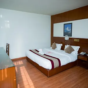Aryatara Hotel